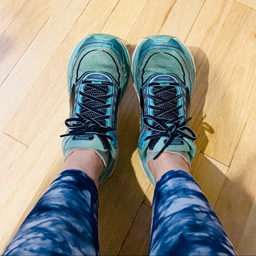 Brooks sneakers